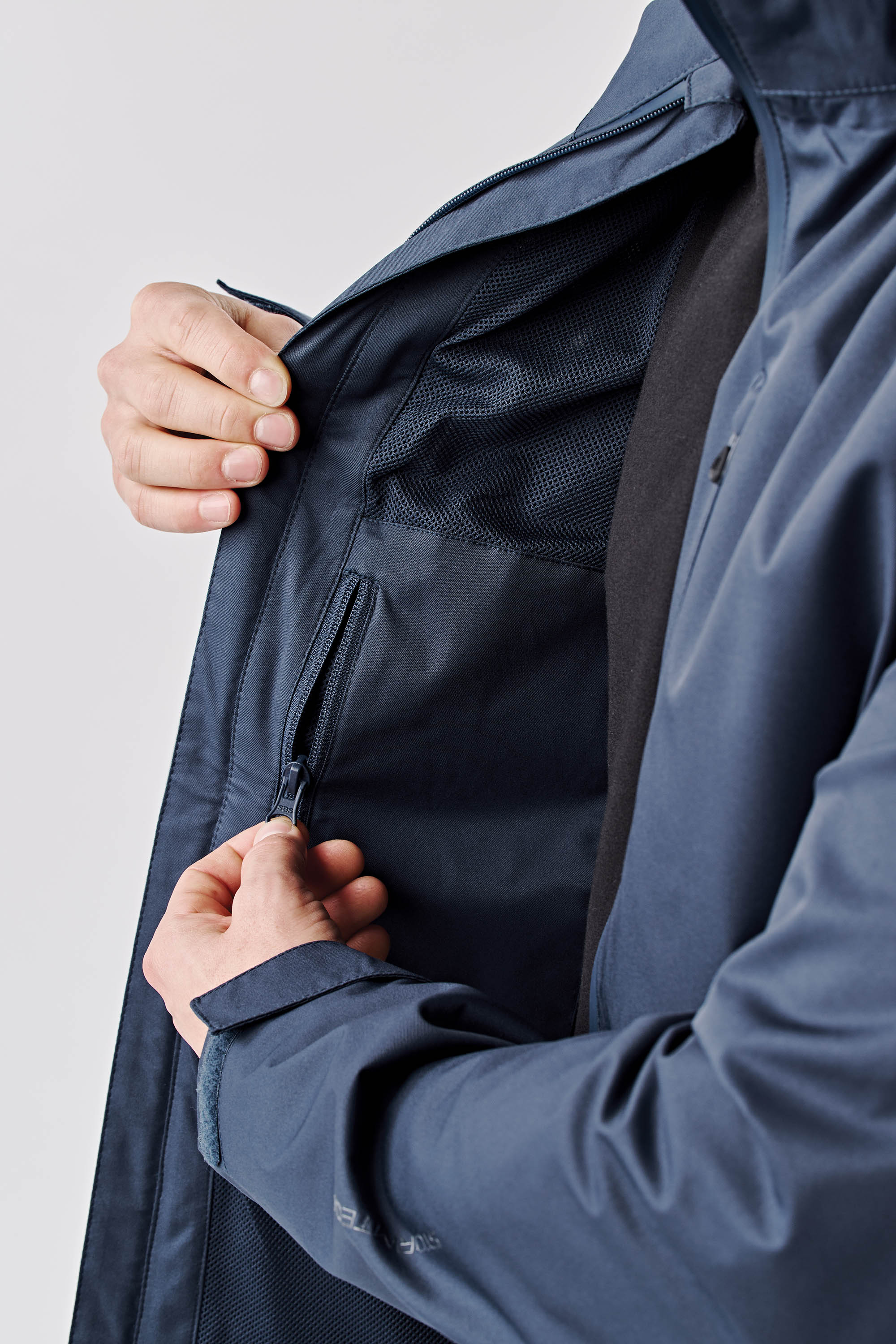 Stormtech Stormtech Men's Scirocco Lightweight Shell - SSR-5 