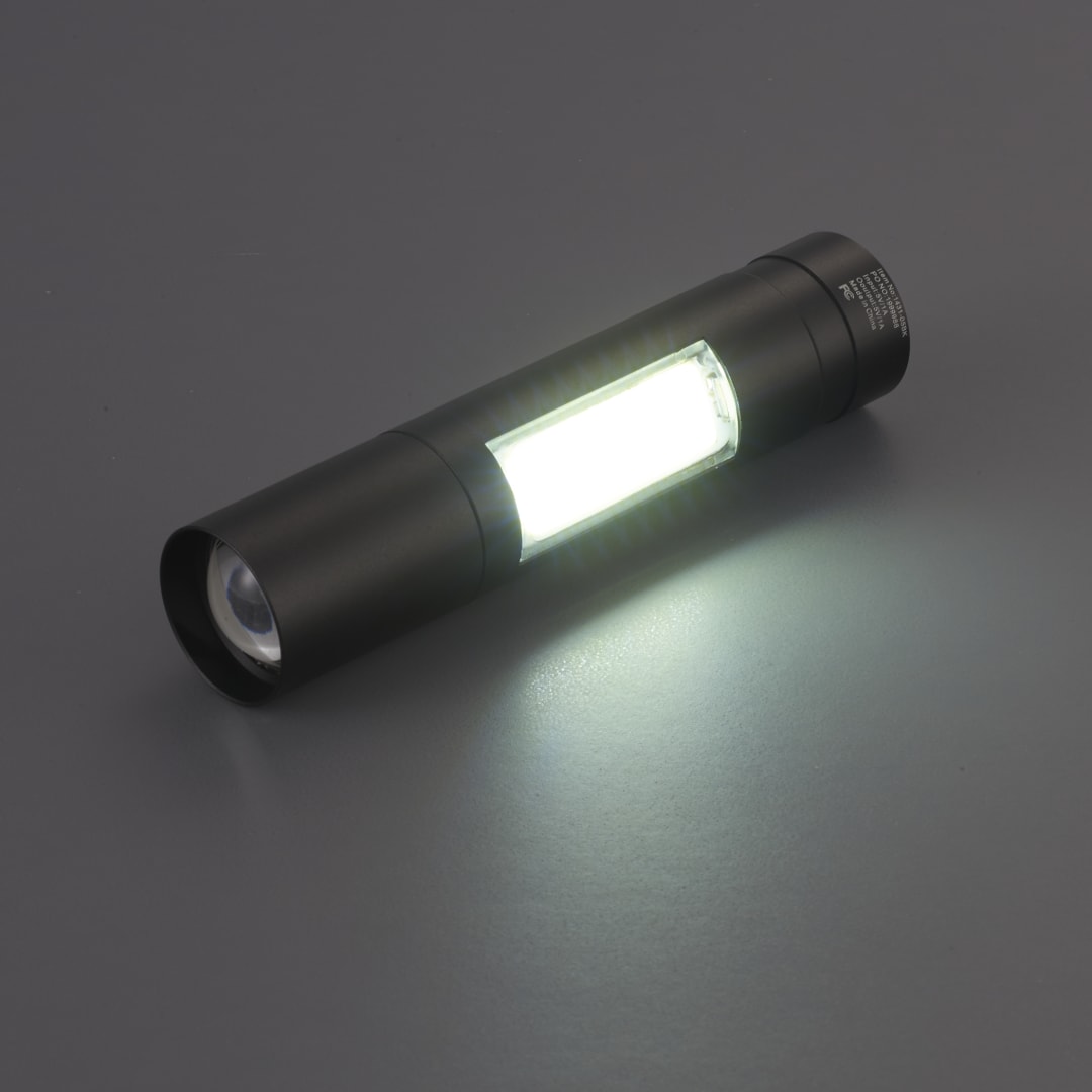 Rechargeable 2200mah Flashlight - 1431-05 Black