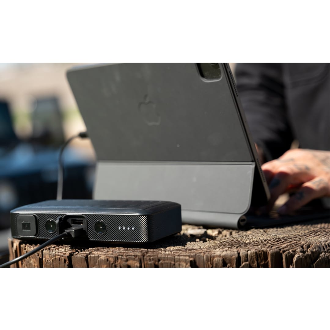 mophie mophie® Powerstation Go Rugged Compact - 7124-12 Black