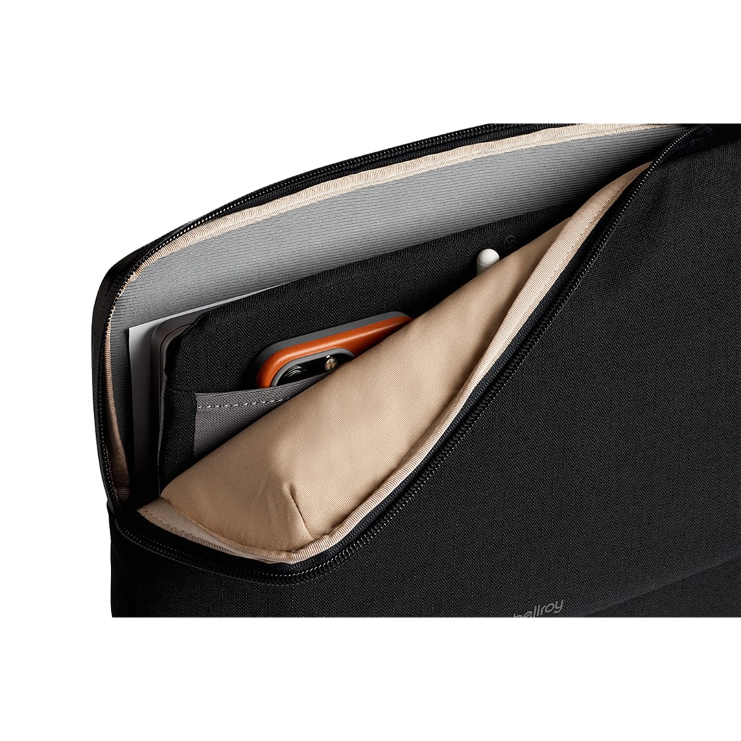 Bellroy Bellroy 16&quot; Laptop Caddy - 4400-15 Black
