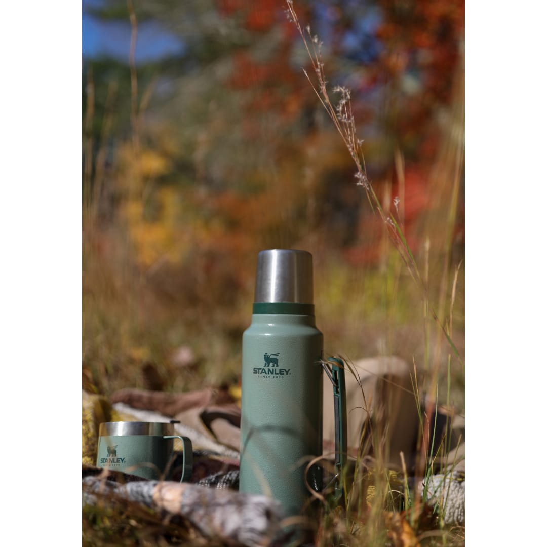 Stanley Stanley Legendary Classic Bottle 48oz - 1603-14 Green