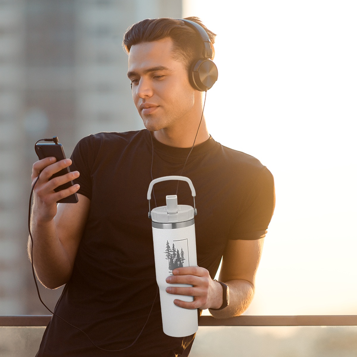 Urban Peak Gobelet à paille Pinnacle de 28 oz d'Urban Peak® - SL179PR White