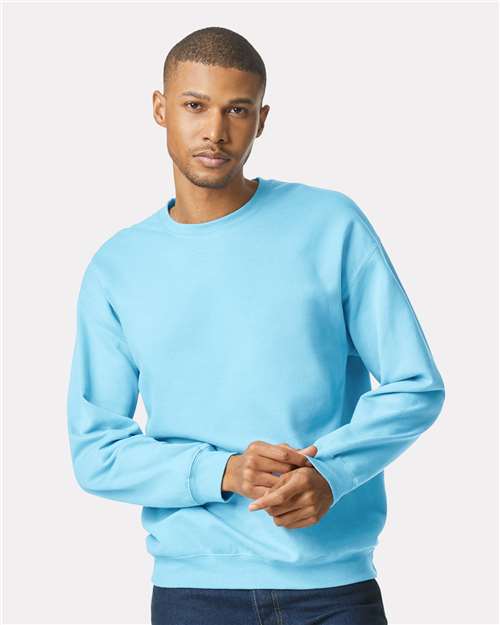 Gildan Unisex Softstyle® Midweight Crewneck Sweatshirt - SF000 Sky