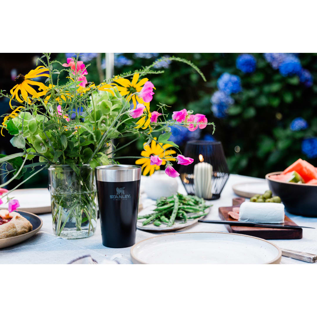 Stanley Stanley Stay-Chill Stacking Pint 16oz - 1603-16 Black