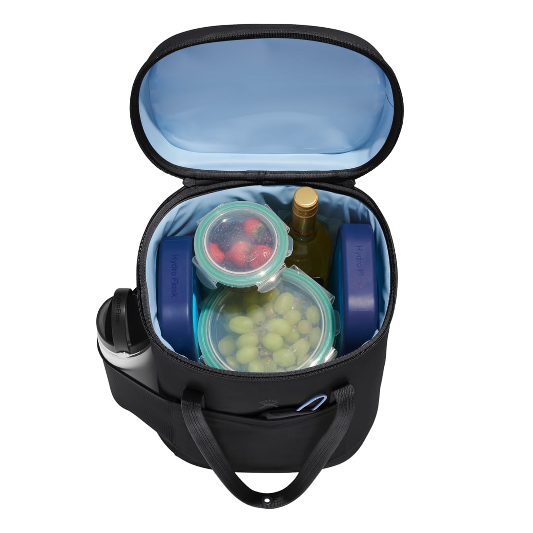 Hydro Flask Hydro Flask® 20 L Carry Out™ Soft Cooler Pack - 1601-09 Black