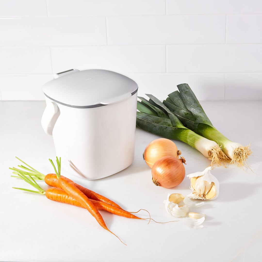 OXO OXO Easy-Clean Compost Bin - 1990-12 White