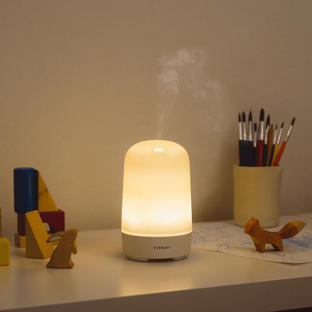 Vitruvi Vitruvi Glow Diffuser and Essential Oil Bundle Set - 1414-02 White