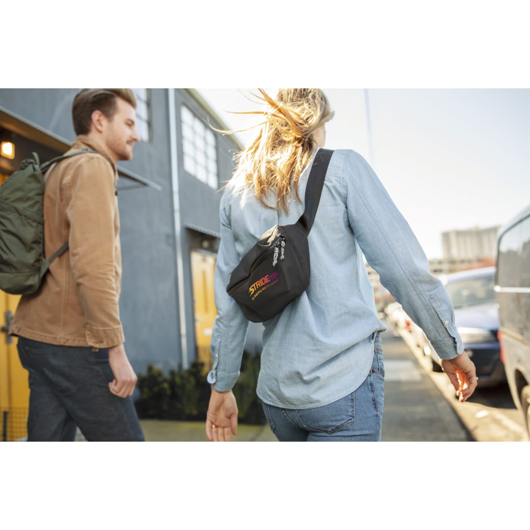 CamelBak CamelBak Pivot RPET Belt Sling - 1627-59 Black