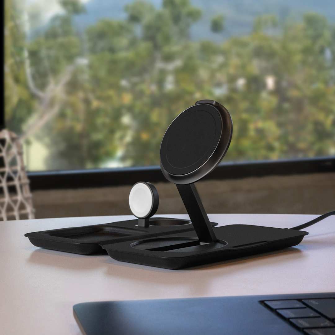 Nimble Fold 3-in-1 Wireless Charger - 7125-07