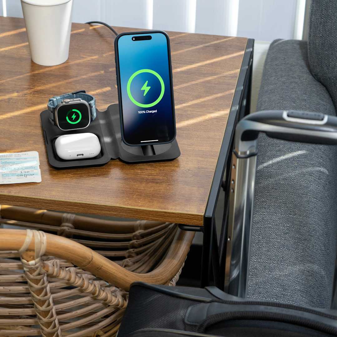 Nimble Nimble Fold 3-in-1 Wireless Charger - 7125-07 Black