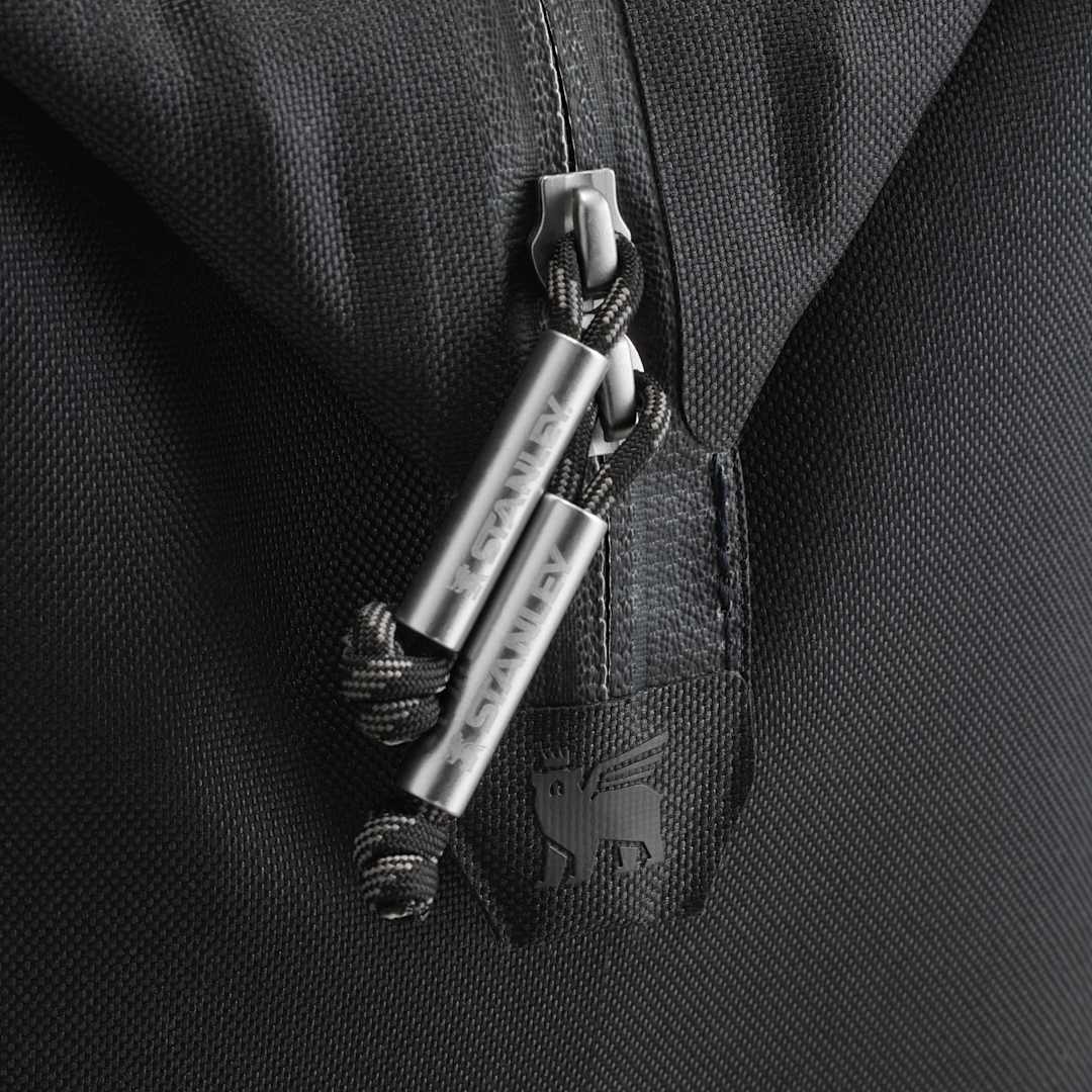 Stanley Stanley Julienne Mini 10 Can Cooler - 1603-20 Black