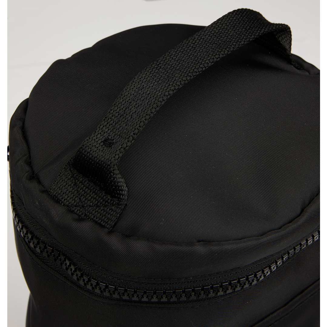 Wellable Wellable Recycled Round Travel Case - 7901-32 Black