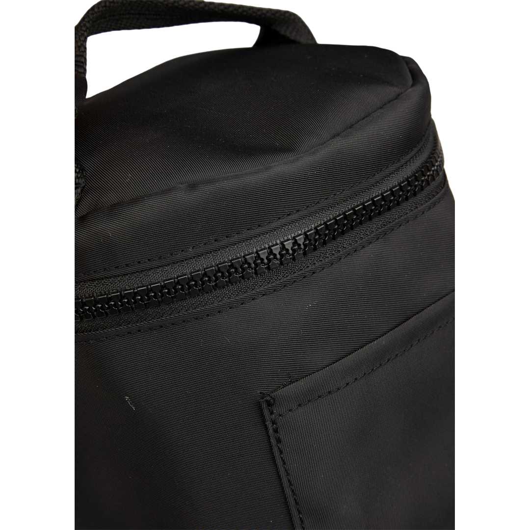 Wellable Wellable Recycled Round Travel Case - 7901-32 Black