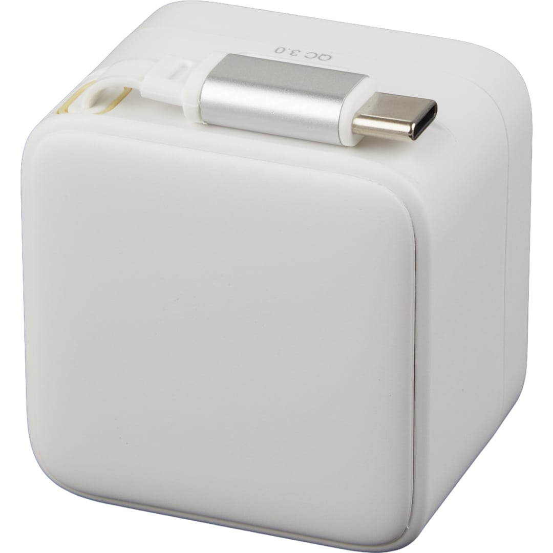  ETL Listed 20W Wall Charger with Retractable Cable - 7143-88
