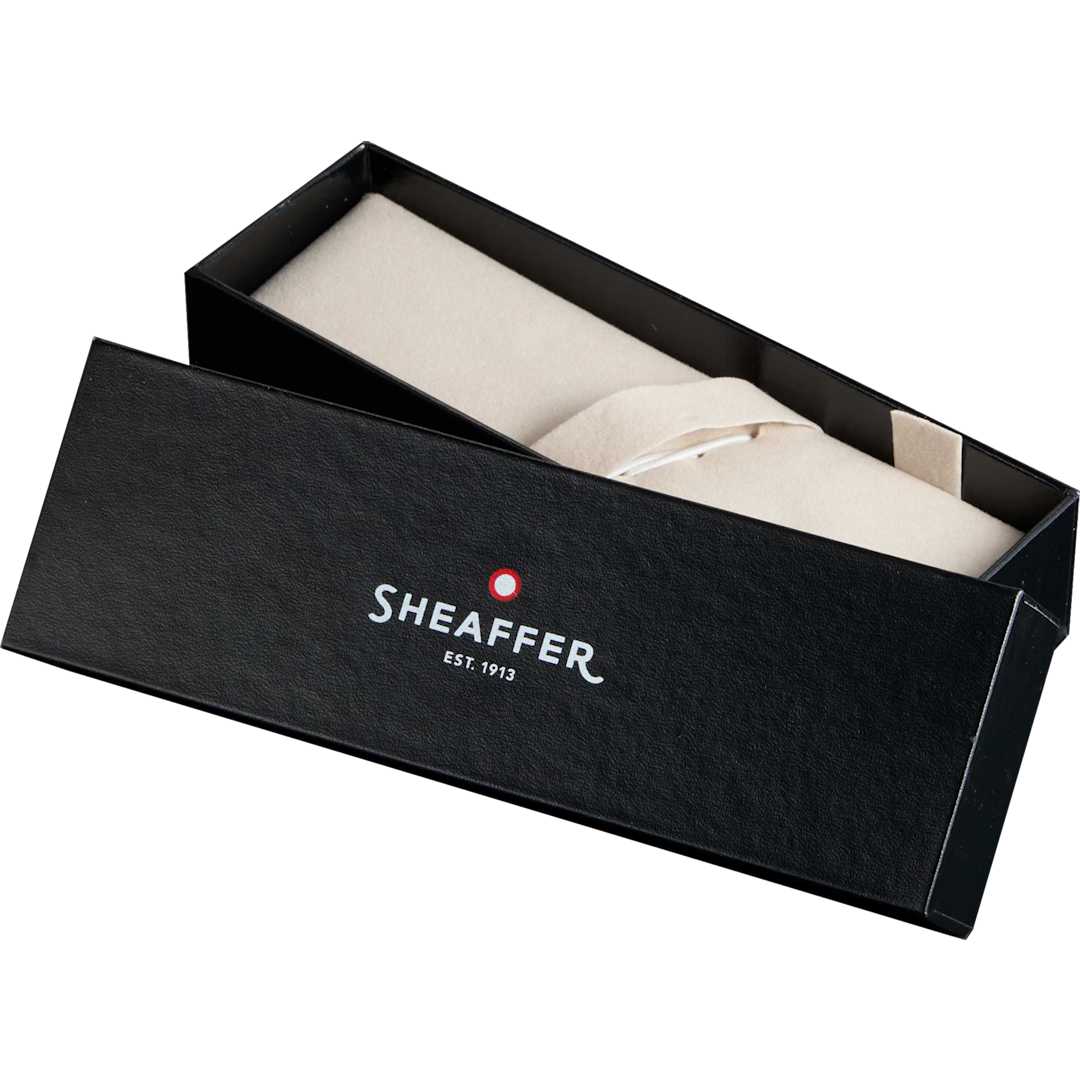Sheaffer Sheaffer® 300 Glossy Chrome Black Roller Ball - 2933-37 Black