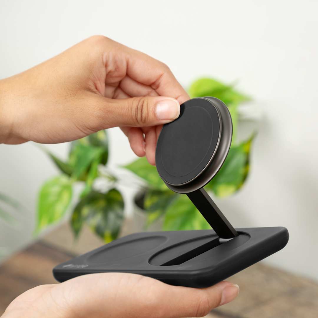 Nimble Nimble Podium 2-in-1 Wireless Charging Stand - 7125-10 Black