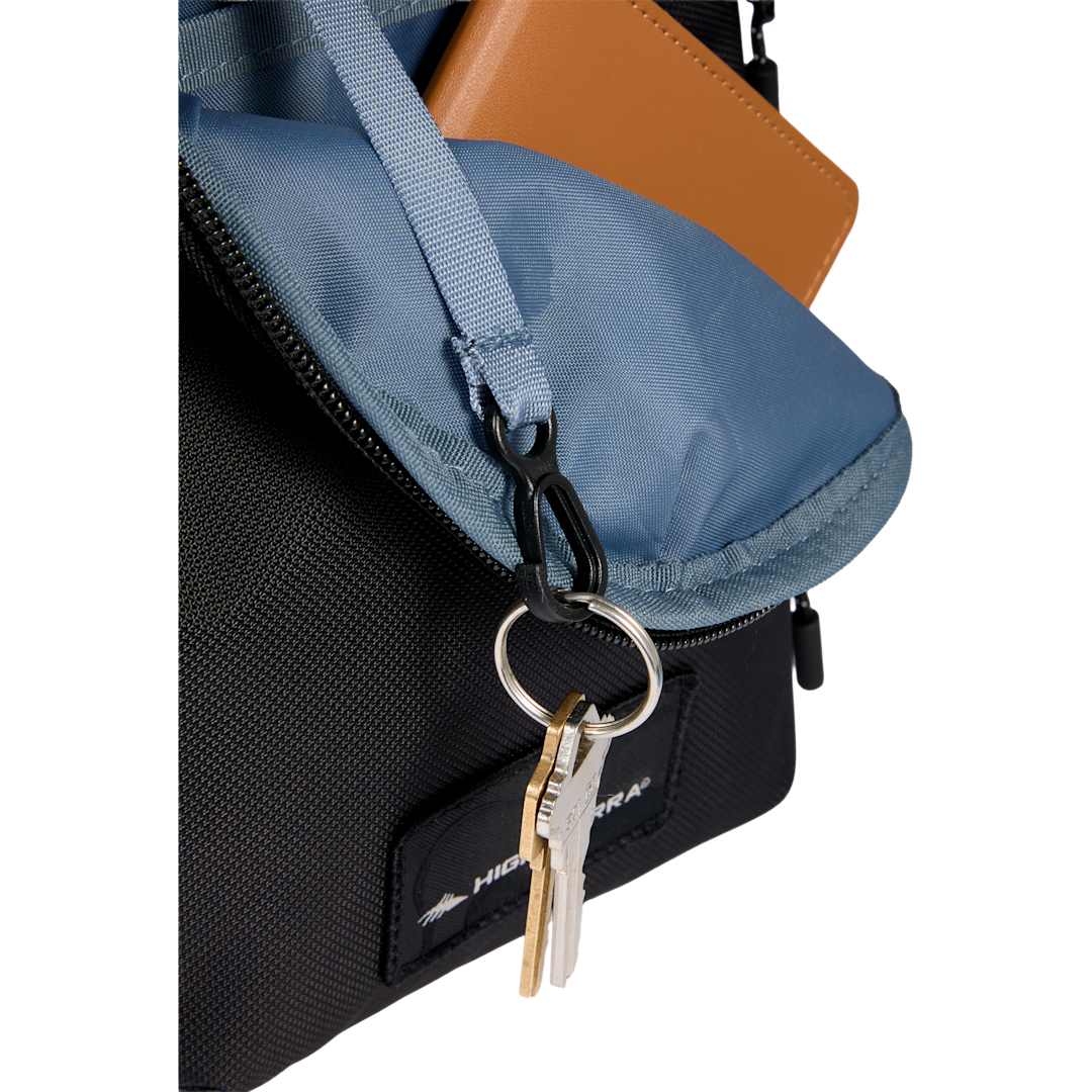 High Sierra High Sierra Trekpoint Flap Duffle - 8053-51 Black