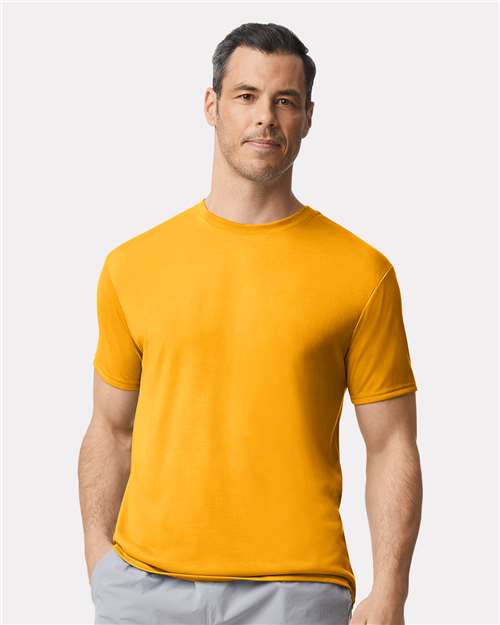 Gildan Unisex Performance® T-Shirt - 42000 Gold
