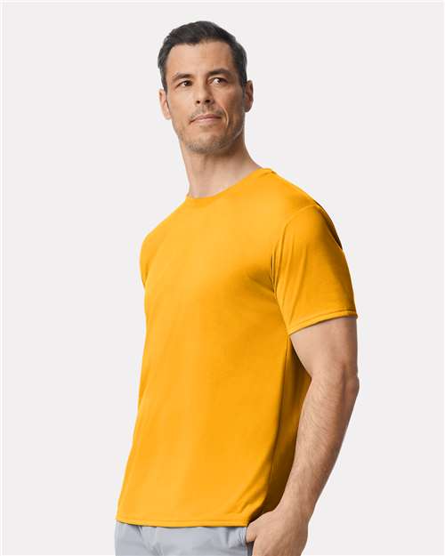 Gildan Unisex Performance® T-Shirt - 42000 Gold