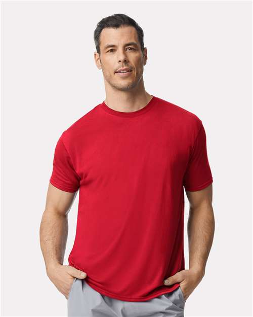 Gildan Unisex Performance® T-Shirt - 42000 Red