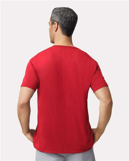 Gildan Unisex Performance® T-Shirt - 42000 Red