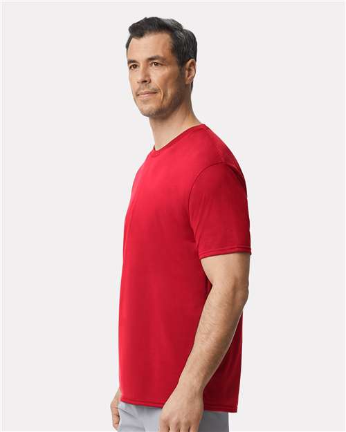 Gildan Unisex Performance® T-Shirt - 42000 Red