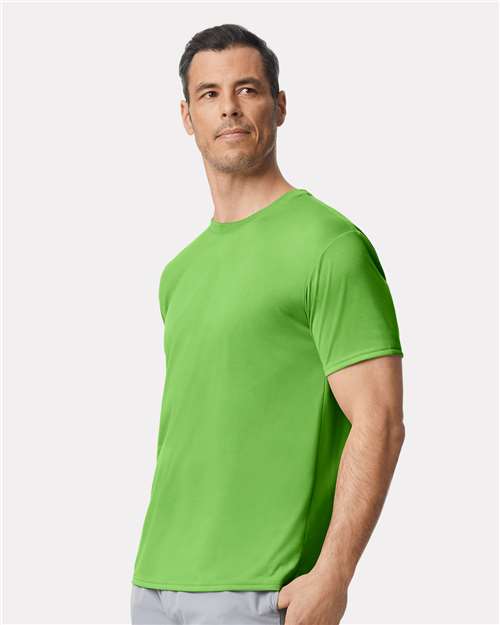 Gildan Unisex Performance® T-Shirt - 42000 Lime