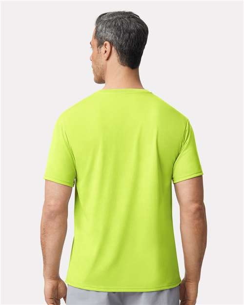 Gildan Unisex Performance® T-Shirt - 42000 Safety Green