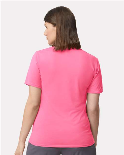 Gildan Unisex Performance® T-Shirt - 42000 Safety Pink