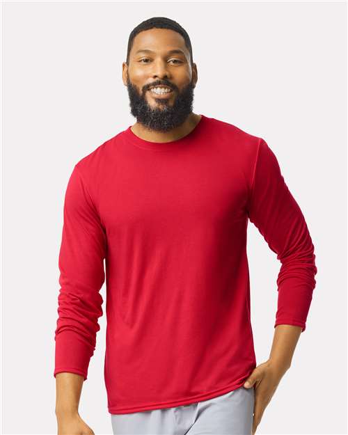 Gildan Unisex Performance® Long Sleeve T-Shirt - 42400 Red
