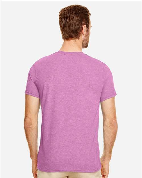 Gildan Unisex Softstyle® T-Shirt - 64000 Heather Radiant Orchid