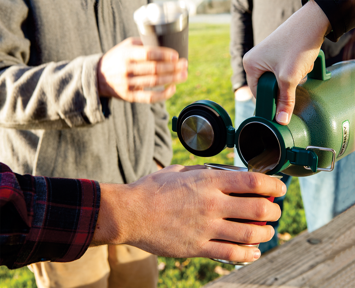 Stanley® Stanley Cruchon À Bière Isolant 64 oz - STN07 Black