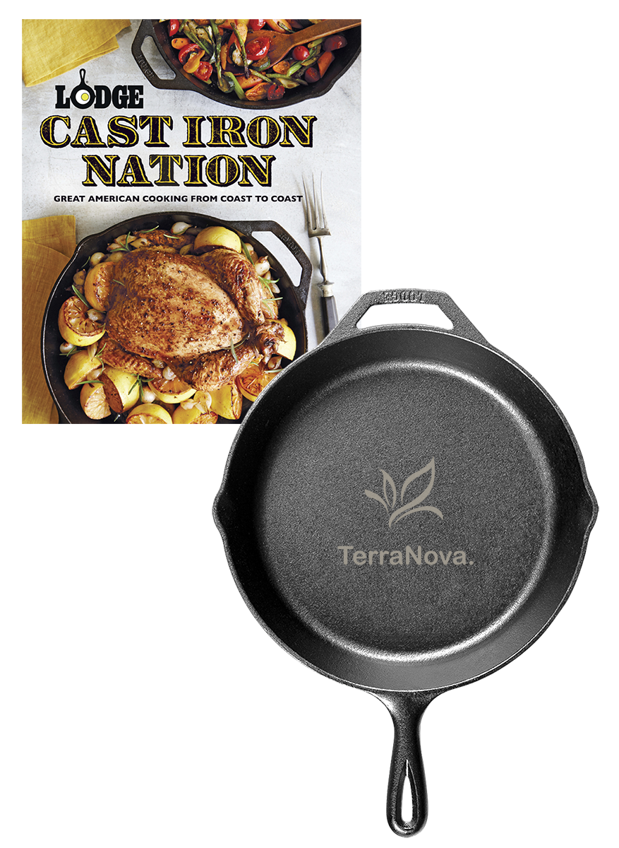 Lodge Lodge® 10.25" Cast Iron / Nation Cookbook Gift Set - LCI52 Black