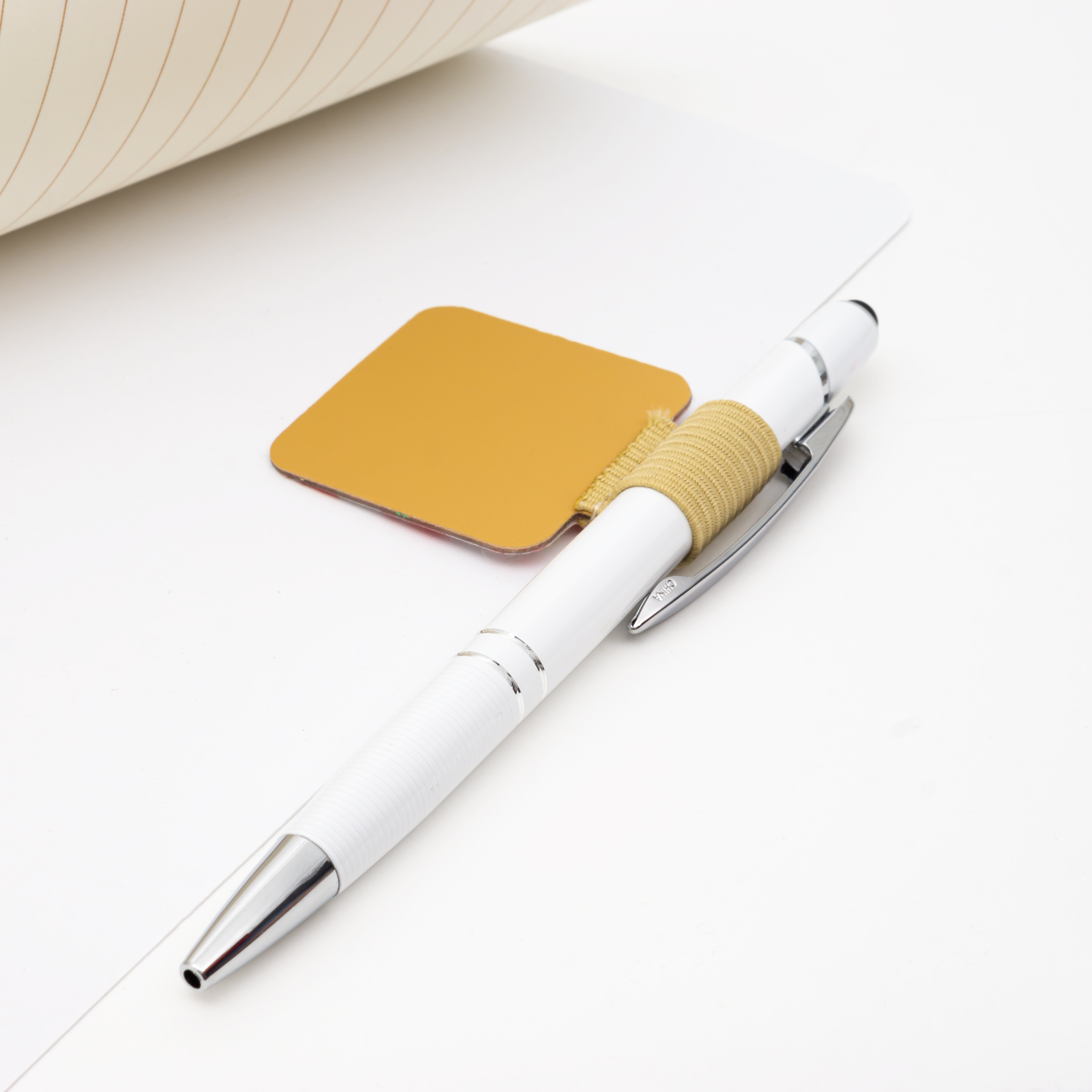 Spectorandco Pen loop  - SC900 NATURAL